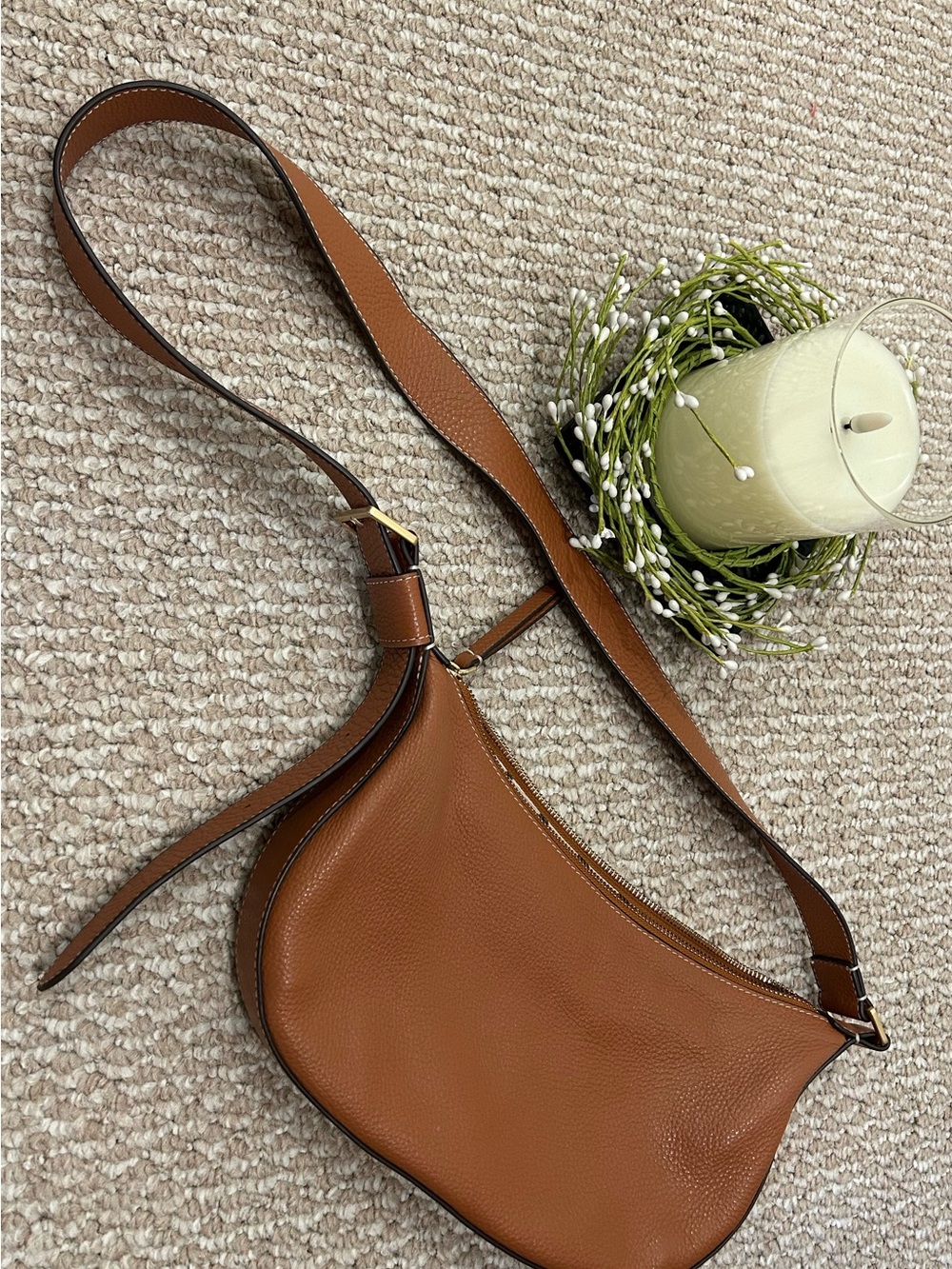 EUC VERA BRADLEY Springbrook Sling Crossbody Leather bag
